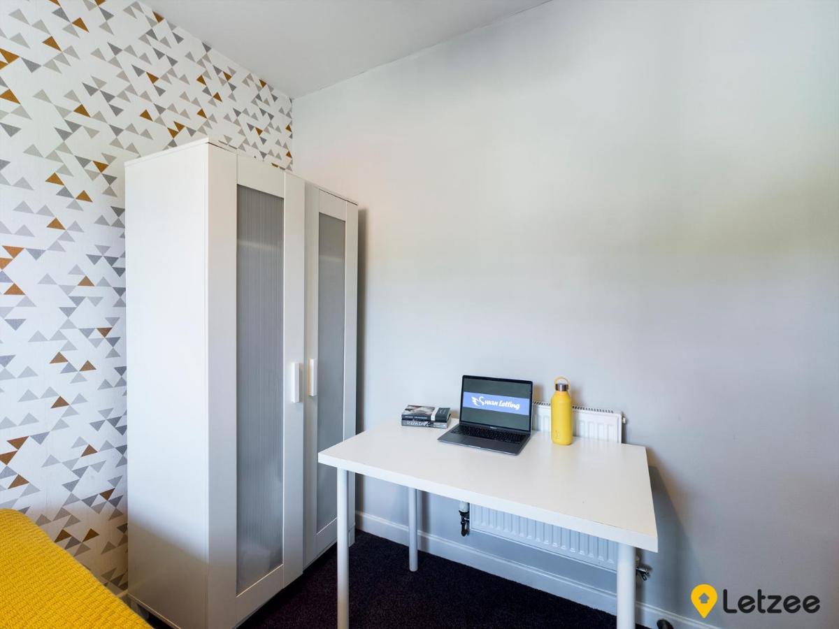 110 Fabian Way Apartment