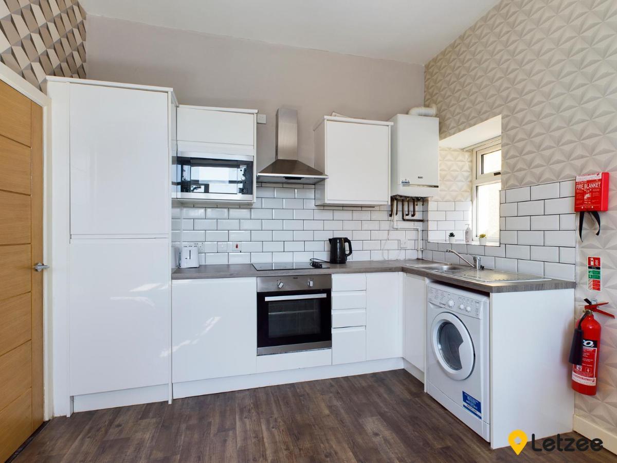 110 Fabian Way Swansea